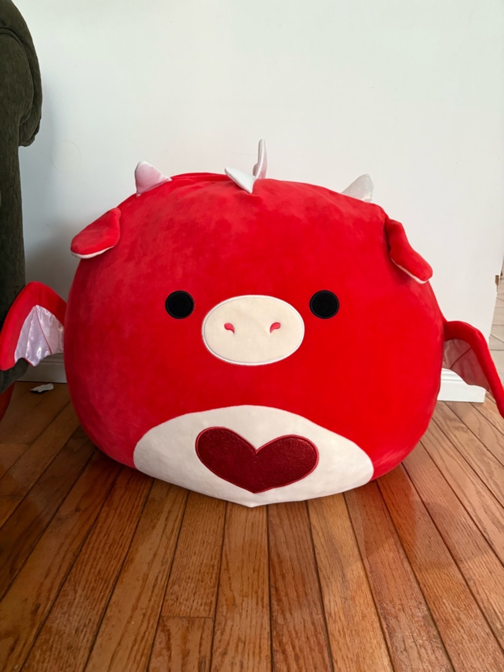 JUMBO 20” BAIDEN THE DRAGON VALENTINES 2023 DRAGON PLUSH CANADA EXCLUSIVE